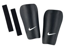 Nike parastinchi calcio usato  Montecchio Maggiore