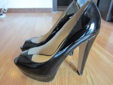 Usado, STEVE MADDEN PRETO PATENTE PEEP TOE PUMPS CLÁSSICOS SALTO ALTO 8,5 EUA 38,5 EUR NOVO comprar usado  Enviando para Brazil