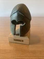 Petit casque spartiate d'occasion  Donnemarie-Dontilly