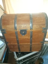 Raro antigo pequeno baú de madeira cúpula--baú de licor--15,5" x 14,5" x9" acabamento de ferro comprar usado  Enviando para Brazil