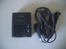 Sony, fabricante de equipamento original para Carregador de Bateria Aa Aaa Ni-metal hidreto-Original Sony Slim Carregador De Viagem Aa comprar usado  Enviando para Brazil