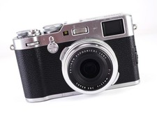 Fujifilm x100f fuji for sale  HALESOWEN