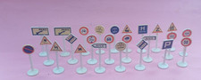 Panneaux signalisation plastiq d'occasion  Lilles-Lomme