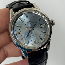 MOD PERSONALIZADO (GRAND SEIKO ELEGANCE GMT) MOSTRADOR AZUL GELO PULSEIRA DE COURO NH34A NOVO comprar usado  Enviando para Brazil