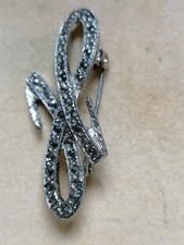 Elegante spilla signora usato Elegante spilla signora usato  Novara