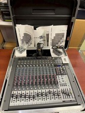 Console de mixagem Behringer XENYX X2442USB 24 canais 2 barramentos com estojo etc., usado comprar usado Console de mixagem Behringer XENYX X2442USB 24 canais 2 barramentos com estojo etc., usado comprar usado  Enviando para Brazil