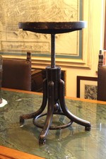 Sgabello autentico thonet usato Sgabello autentico thonet usato  Brixen