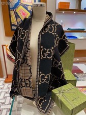 Scarf gucci 100 for sale  Houston