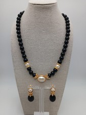 Set orecchini collana usato  Spedire a Italy