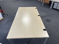 Neuwertiger schreibtisch höhe gebraucht kaufen  Limburg a. d. Lahn