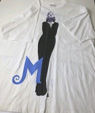 Camiseta Vintage 1993 Madonna Girlie Show Tour Extra Grande Anos 90 Hanes Música Ultrapesada comprar usado Camiseta Vintage 1993 Madonna Girlie Show Tour Extra Grande Anos 90 Hanes Música Ultrapesada comprar usado  Enviando para Brazil