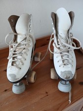 Pattini rotelle usato Pattini rotelle usato  Triggiano