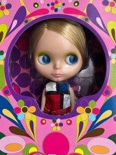 Vendeur takara tomy d'occasion  Paris IV