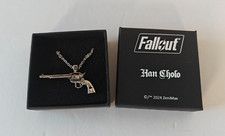 Colar pingente revólver da sorte Fallout New Vegas mercadorias raras colecionáveis, usado comprar usado  Enviando para Brazil