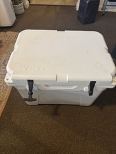 White yeti tundra for sale  Brownville Junction