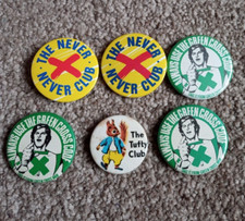 Safety pin badges for sale  SWINDON