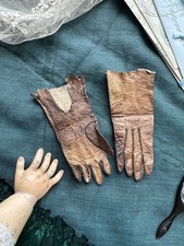 Gants poupée ancienne d'occasion  Saint-Sever
