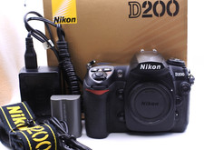 Near mint nikon d'occasion  Expédié en Belgium