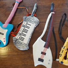 Raro! Antigo Conjunto de Pelúcia 1982: Guitarra/Baixo/Keytar/Sax, Sof Soundz em Tamanho Real, Air Band comprar usado  Enviando para Brazil
