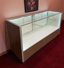 Berg lighted showcase for sale  Payson