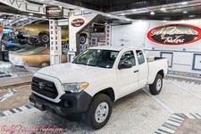 2017 toyota tacoma for sale  Lenoir City