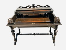 Antique walnut spinet for sale Antique walnut spinet for sale  Denton
