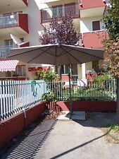 Ombrellone giardino orientabil usato  Riccione