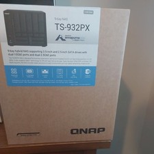 Qnap 932px nas for sale  HULL