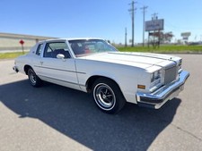 1977 buick riviera d'occasion  Expédié en Belgium