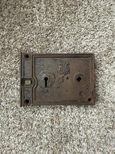 Fechadura de porta antiga de ferro fundido preto sem chave escudo gravura comprar usado  Enviando para Brazil