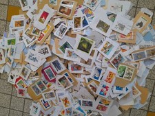 Vrac 1700 timbres d'occasion  Granges-sur-Vologne