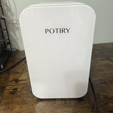 Usado, Mini geladeira portátil Potiry branca 6 litros AC/DC geladeira portátil 110 volts comprar usado  Enviando para Brazil