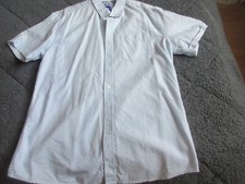 Chemise manches courtes d'occasion  Dombasle-sur-Meurthe