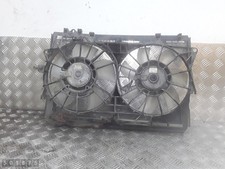 2005 TOYOTA COROLLA VERSO MOTORKUHLUNG MOTORLUFTER DIESEL 2200TD 4227500310 comprar usado  Enviando para Brazil