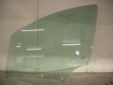 Vitre porte gauche d'occasion Vitre porte gauche d'occasion  La Mure