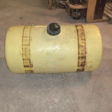Used fertilizer tank for sale  Lake Mills