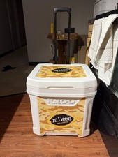 Igloo latitude roller for sale  Slatersville