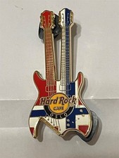 Usado, Pin Hard Rock Cafe Oslo ~ Guitarra de pescoço duplo com bandeira norueguesa comprar usado  Enviando para Brazil