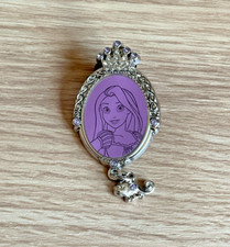 Usado, QUADRO DE JOIAS PRINCESA DA DISNEY RAPUINZEL EMARANHADO COM PIN PENDURADO PASCAL comprar usado  Enviando para Brazil