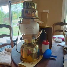 Lampe pétrole laiton d'occasion  Cérans-Foulletourte