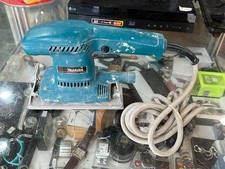MAKITA BO3700 240V 180 W LIXADEIRA ORBITAL ELÉTRICA COM FIO comprar usado  Enviando para Brazil