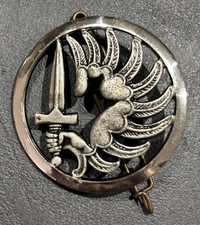 Insigne béret parachutistes d'occasion  Brouilla