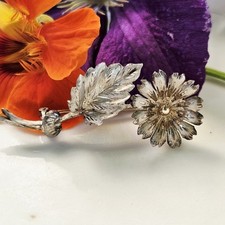 Broche florale art d'occasion  Le Luc