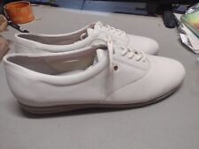 woman s easy spirit tie shoes for sale  Hutchinson