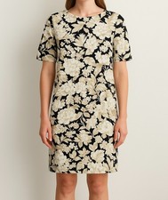Robe imprimé motif d'occasion  Celles-sur-Belle