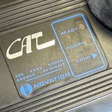 Modem CAT Novation usado com os primeiros computadores Apple, com carregador, liga comprar usado  Enviando para Brazil