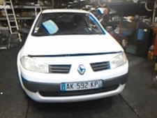 Amortisseur gauche renault d'occasion  Saint-Marcel
