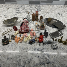 Lot vintage dollhouse for sale  Sebastian