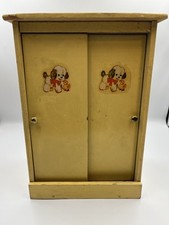 Usado, Guarda-roupa de boneca amarela vintage por volta de 1940 ADORÁVEL BONECA DIFÍCIL DE ENCONTRAR ANTIGA VEJA comprar usado  Enviando para Brazil