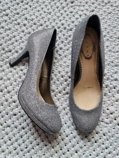 Debut size grey for sale  MARKET RASEN